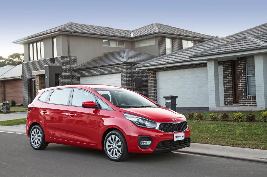  Kia Rondo 2016 года  (AU) (фото 1 из 9)